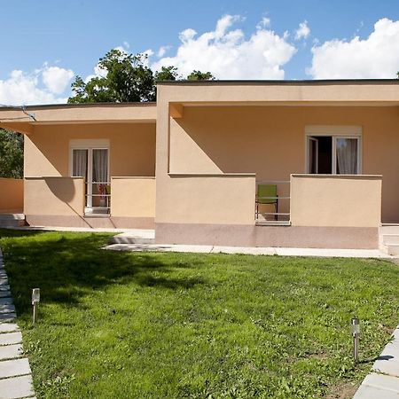 Apartmani Lea Starigrad Paklenica Exterior photo