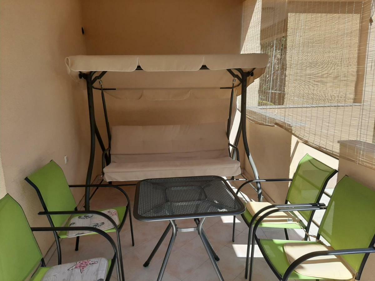 Apartmani Lea Starigrad Paklenica Exterior photo